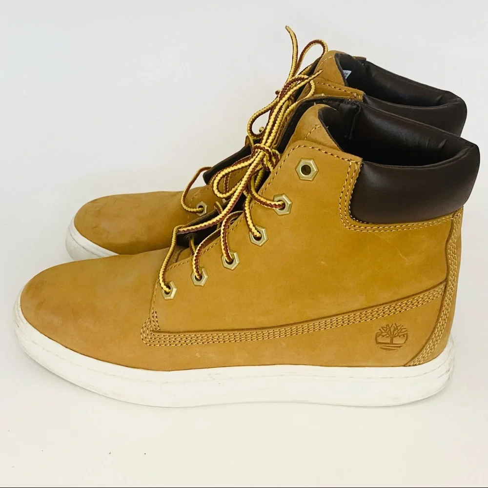 Timberland Women's Tan High-Top Sneakers - Picture 2 of 9